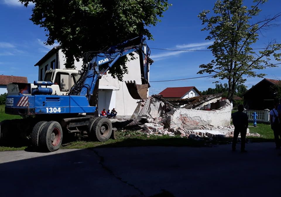 У нашој школи се увелико ради, сложни родитељи и радници школе могу све