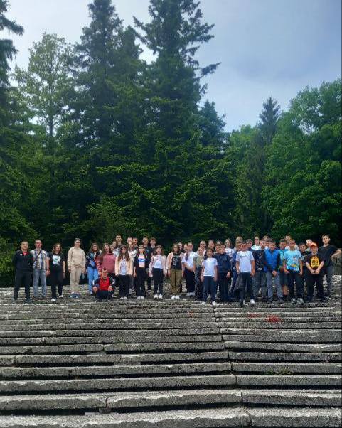 ЈЕДНОДНЕВНИ ИЗЛЕТ УЧЕНИКА 6, 7. и 9. РАЗРЕДА